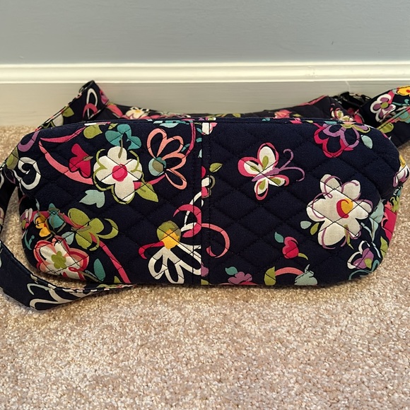 Vera Bradley Purse - Picture 4 of 6
